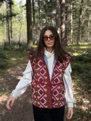 Prošívaná vesta kantha 