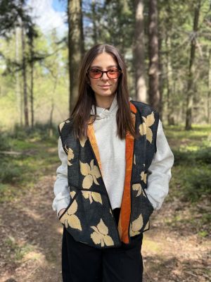 Prošívaná vesta kantha 