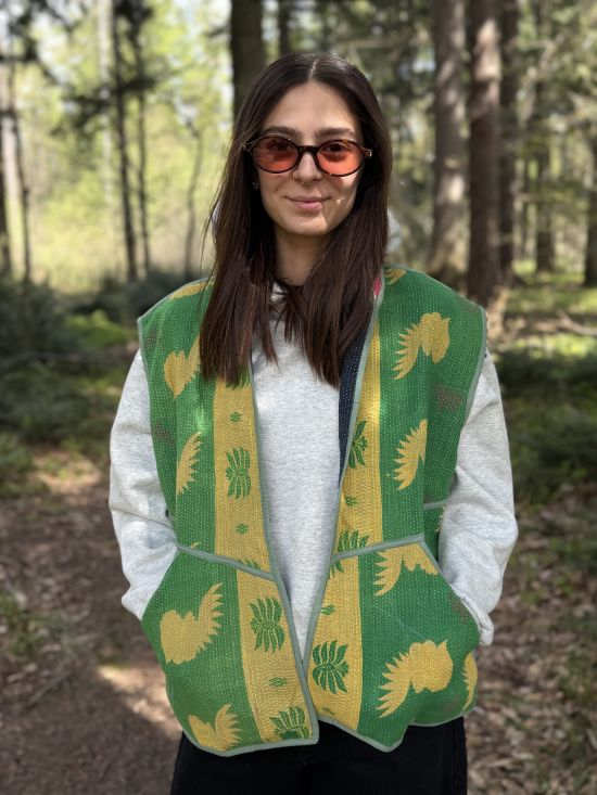 Prošívaná vesta kantha 